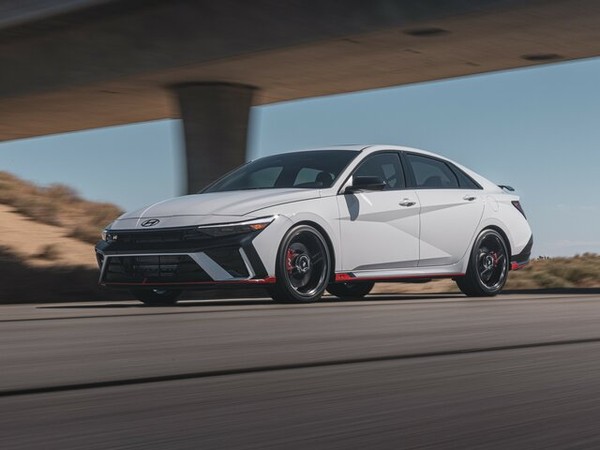 ����������� ���� �� Hyundai Elantra N (������ ������� �) � �������