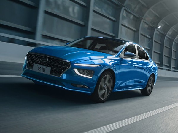 ����������� ���� �� Hyundai Mistra (������ ������) � �������