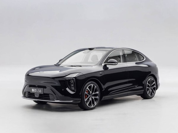 ����������� ���� �� IM Motors (Zhiji) LS6 (�� ������ (������) ��6) � �������