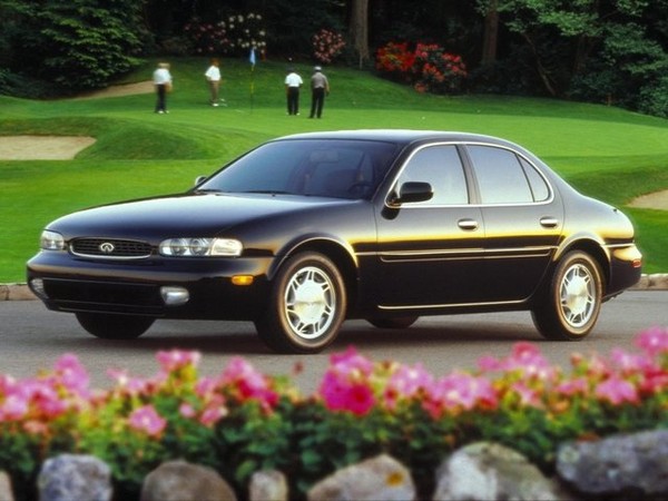 ����������� ���� �� Infiniti J (�������� �) � �������