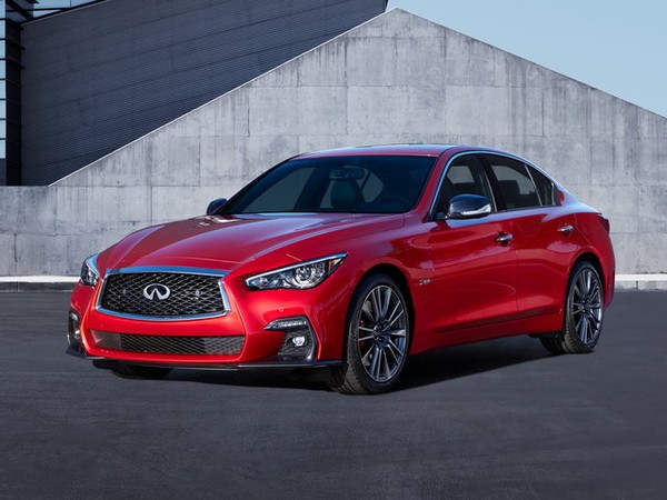 ����������� ���� �� Infiniti Q50 (�������� �50) � �������