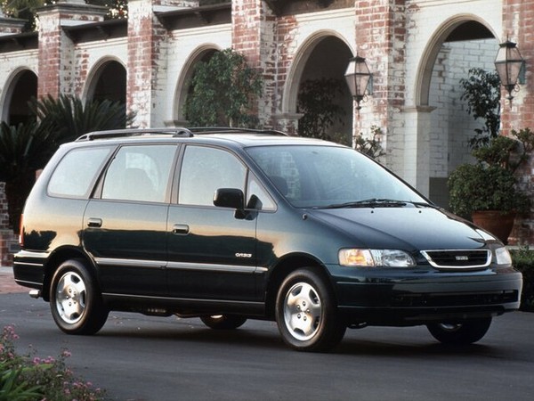 ����������� ���� �� Isuzu Oasis (����� �����) � �������