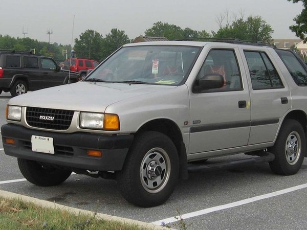 ����������� ���� �� Isuzu Wizard (����� ������) � �������
