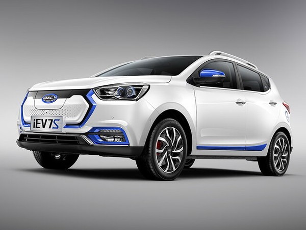 ����������� ���� �� JAC iEV7S (���� ���7�) � �������