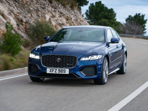 ����������� ���� �� Jaguar XF (����� ���) � �������