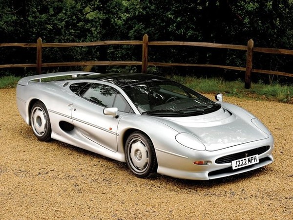����������� ���� �� Jaguar XJ220 (����� ���220) � �������