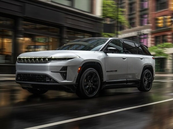 ����������� ���� �� Jeep Wagoneer S (���� �������� �) � �������