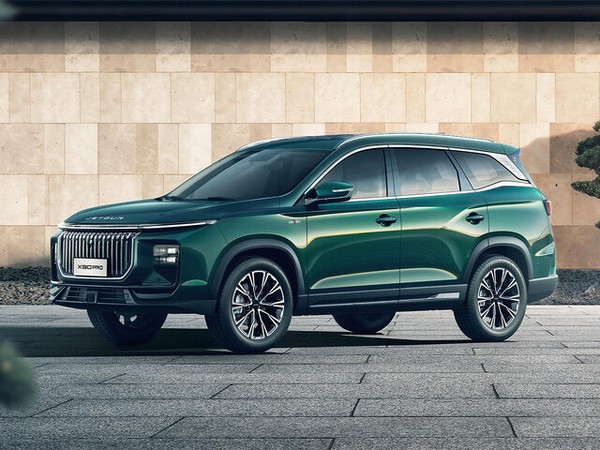 ����������� ���� �� JETOUR X90 Pro (������ �90 ���) � �������