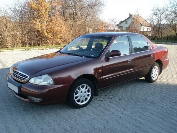 ����������� ���� �� Kia Clarus (��� ������) � �������