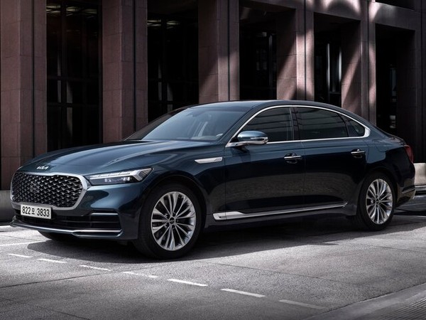 ����������� ���� �� Kia K9 (��� �9) � �������