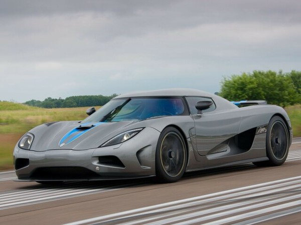 ����������� ���� �� Koenigsegg Agera (��������� �����) � �������