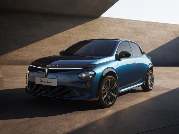 ����������� ���� �� Lancia Ypsilon (����� �������) � �������