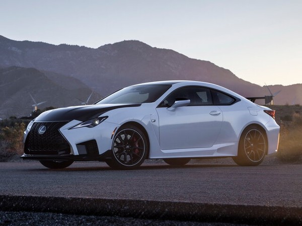 ����������� ���� �� Lexus RC F (������ �� �) � �������