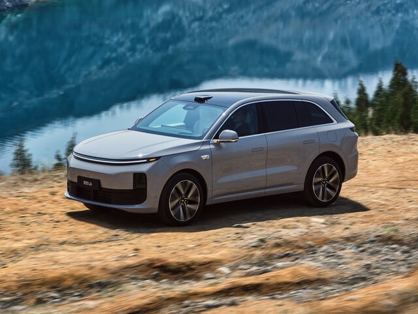 ����������� ���� �� Li Auto (Lixiang) L6 (�� ���� (�����) �6) � �������