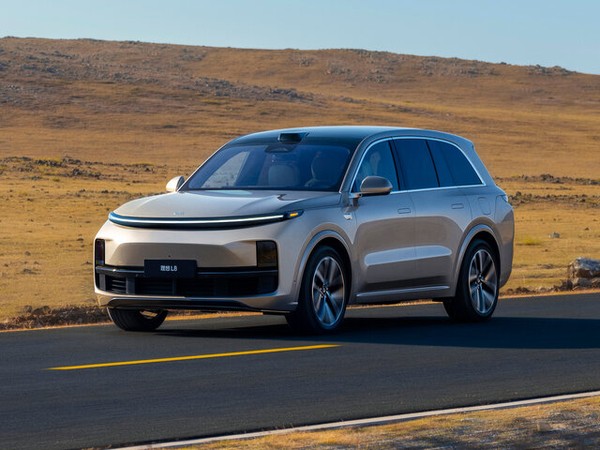 ����������� ���� �� Li Auto (Lixiang) L8 (�� ���� (�����) �8) � �������