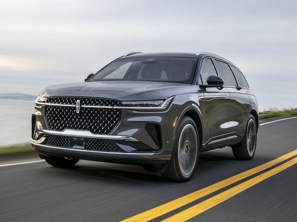 ����������� ���� �� Lincoln Nautilus (�������� ��������) � �������