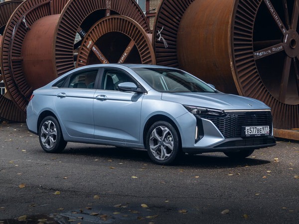 ����������� ���� �� Livan S6 Pro (����� �6 ���) � �������