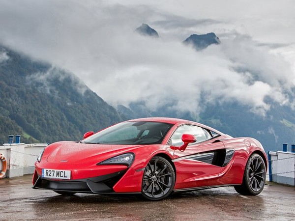 ����������� ���� �� McLaren 540C (�������� 540�) � �������