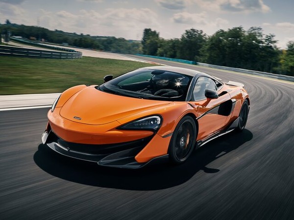 ����������� ���� �� McLaren 600LT (�������� 600��) � �������