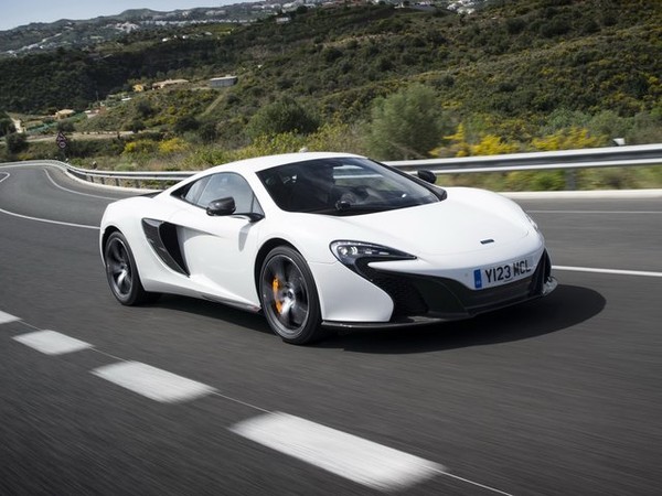 ����������� ���� �� McLaren 650S (�������� 650�) � �������