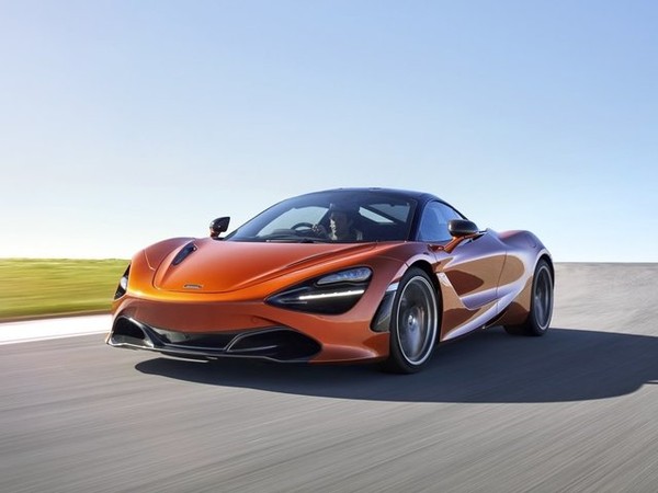 ����������� ���� �� McLaren 720S (�������� 720�) � �������