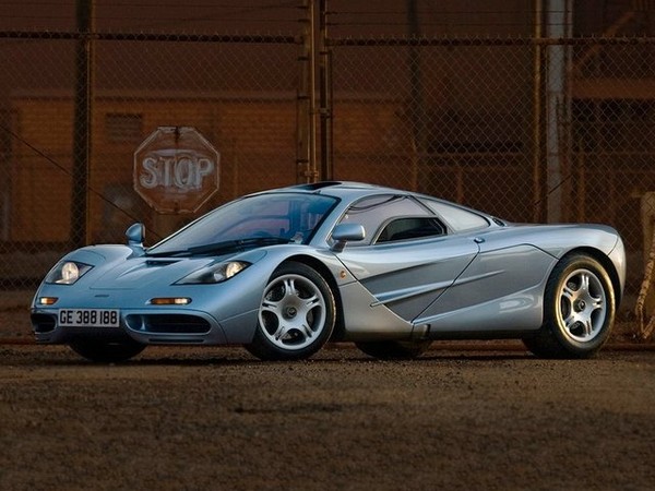 ����������� ���� �� McLaren F1 (�������� �1) � �������