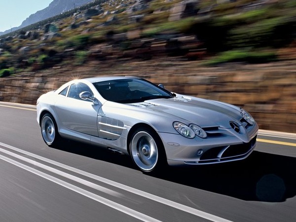 ����������� ���� �� Mercedes SLR McLaren (�������� ��� �������) � �������