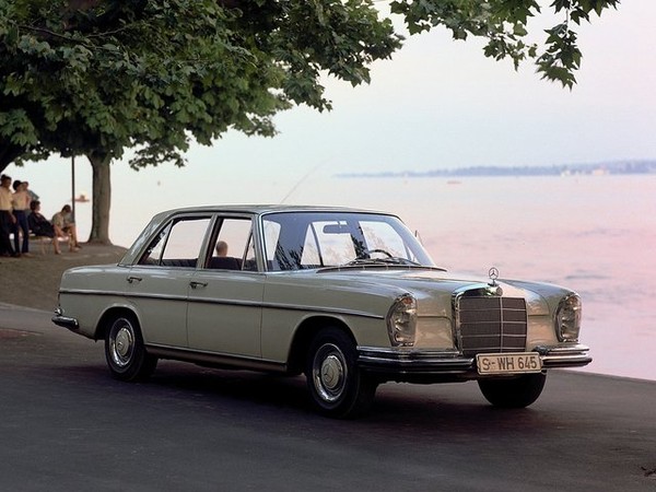 ����������� ���� �� Mercedes W108 (�������� �108) � �������
