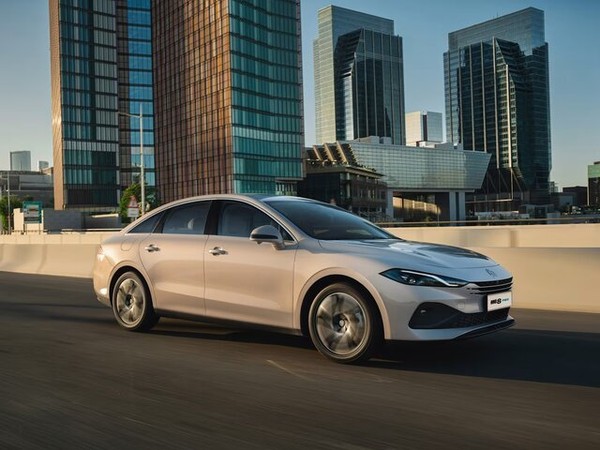 ����������� ���� �� MG 8 (�� 8) � �������