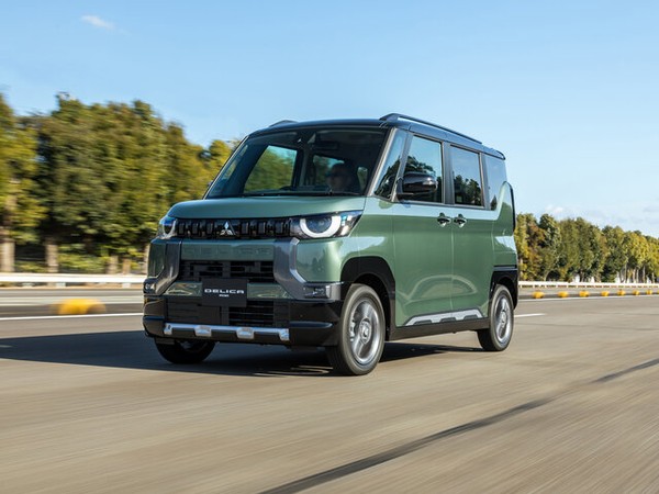 ����������� ���� �� Mitsubishi Delica Mini (��������� ������ ����) � �������