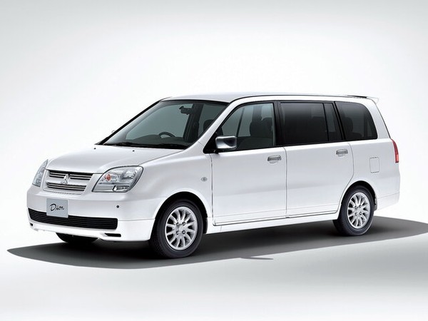 ����������� ���� �� Mitsubishi Dion (�������� ����) � �������