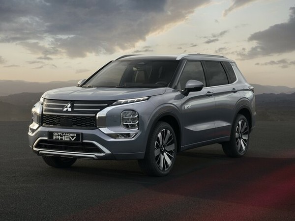 ����������� ���� �� Mitsubishi Outlander (�������� ���������) � �������