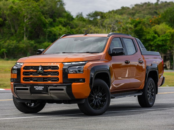 ����������� ���� �� Mitsubishi Triton (�������� ������) � �������