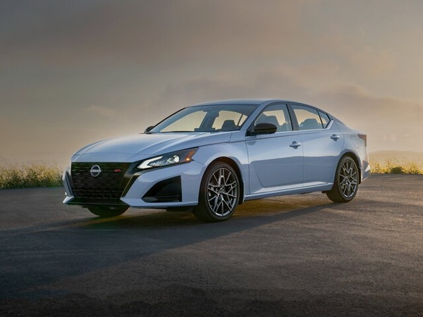 ����������� ���� �� Nissan Altima (������ �������) � �������