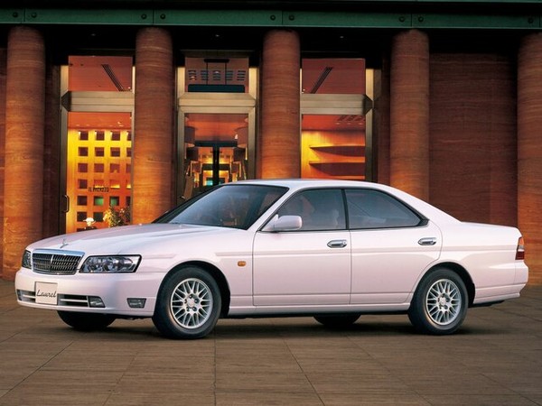 ����������� ���� �� Nissan Laurel (������ �������) � �������