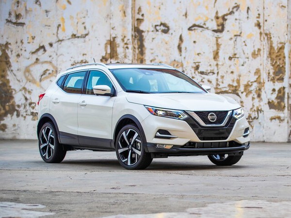 ����������� ���� �� Nissan Rogue Sport (������ ����� �����) � �������