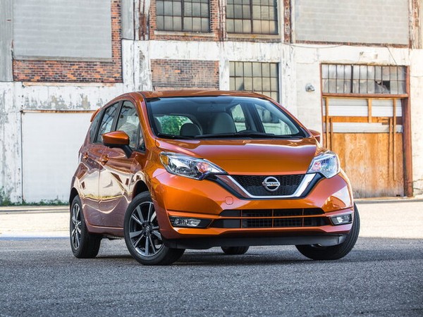 ����������� ���� �� Nissan Versa Note (������ ����� ����) � �������