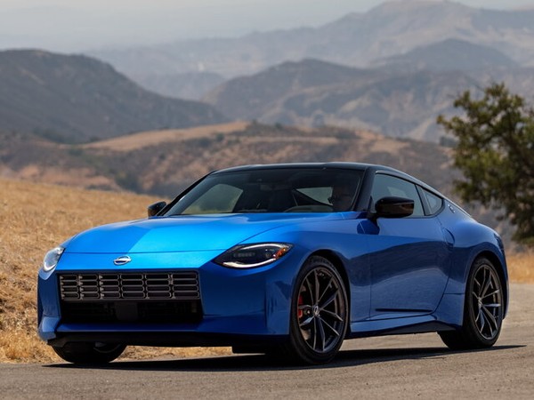 ����������� ���� �� Nissan Z (������ �) � �������