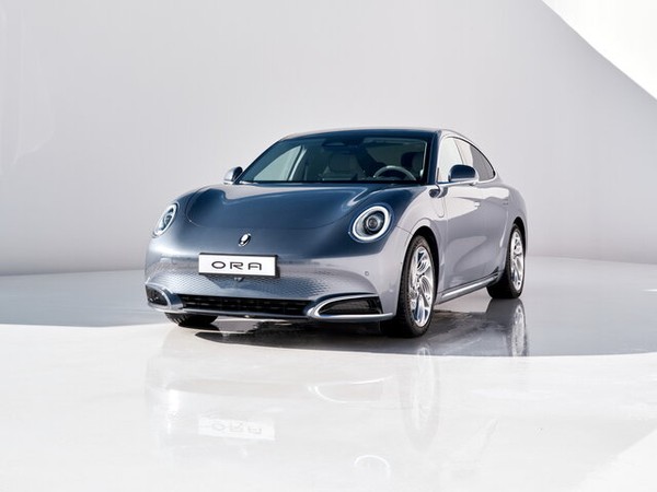 ����������� ���� �� Ora Lightning Cat (��� ��������� ���) � �������