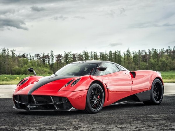 ����������� ���� �� Pagani Huayra (������ ������) � �������