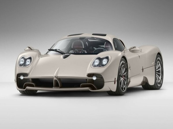 ����������� ���� �� Pagani Utopia (������ ������) � �������