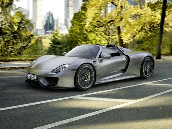 ����������� ���� �� Porsche 918 Spyder (����� 918 ������) � �������