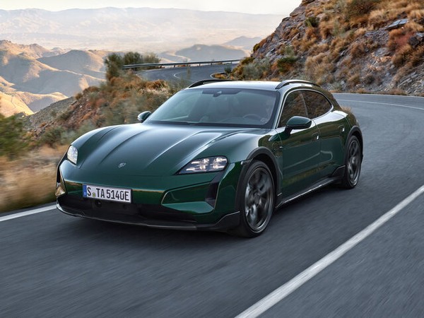 ����������� ���� �� Porsche Taycan (����� ������) � �������