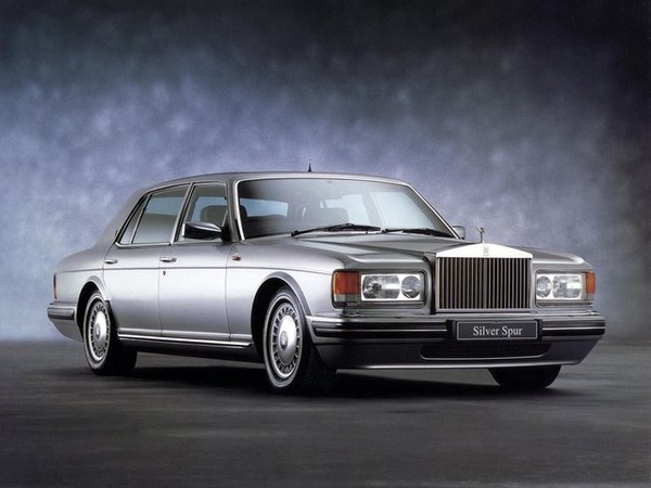 ����������� ���� �� Rolls-Royce Silver Spur (�����-���� ������ ����) � �������