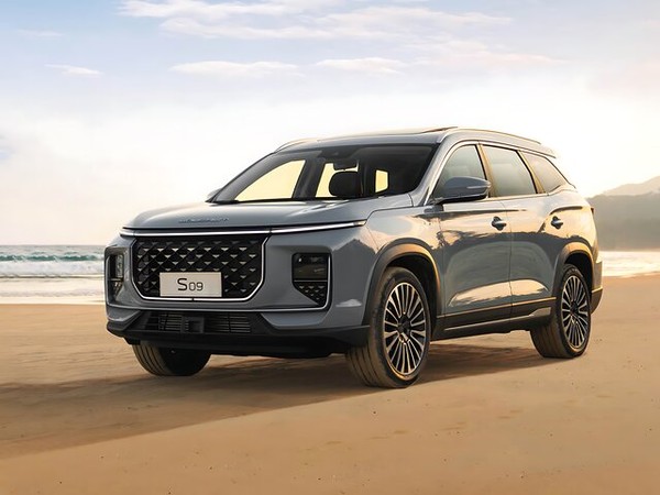 ����������� ���� �� Soueast S09 (������� �09) � �������