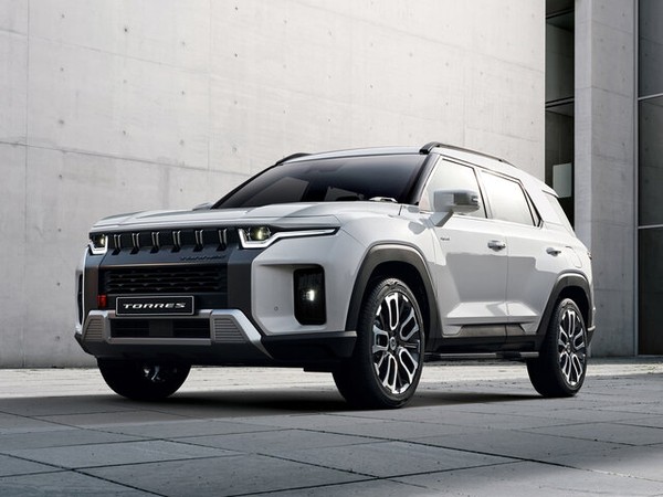 ����������� ���� �� SsangYong Torres (��������� ������) � �������