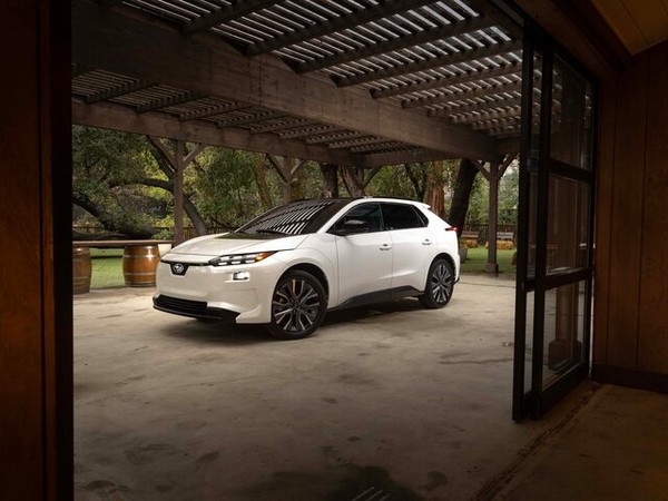 ����������� ���� �� Subaru Solterra (������ ��������) � �������