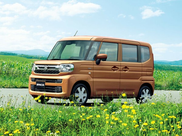 ����������� ���� �� Suzuki Spacia (������ ������) � �������