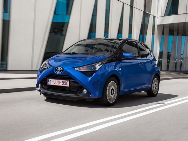 ����������� ���� �� Toyota Aygo (������ ����) � �������