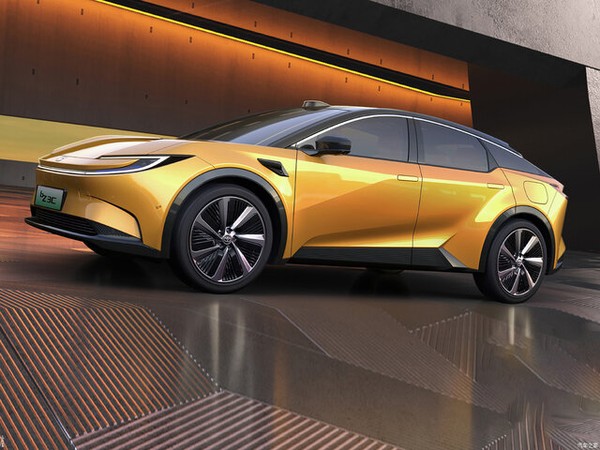 ����������� ���� �� Toyota bZ3C (������ ��3�) � �������